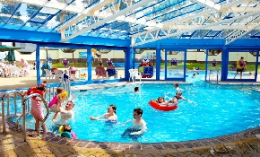 The indoor pool which links to the outdoor pool